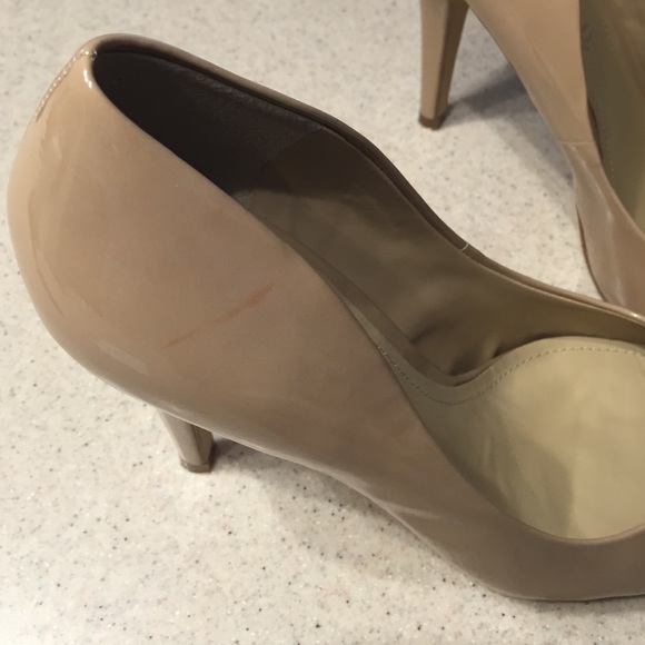 Nude Aldo heels size 8 1/2 - Picture 4 of 4