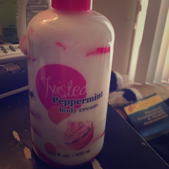 Amazing smelling body lotion!
