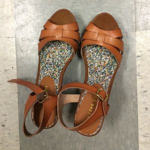 Steve Madden wedges