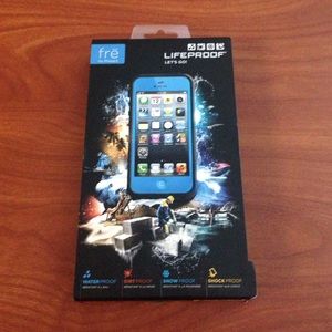 NIB Authentic Blue Lifeproof Case for IPhone 5/5S