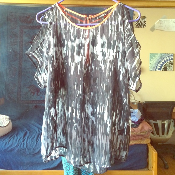 Flowy chiffon top