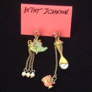 Betsey Johnson Tea Party Earring