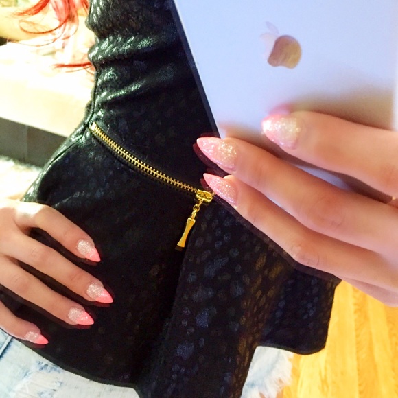 Bebe top ❤️ - Picture 4 of 4