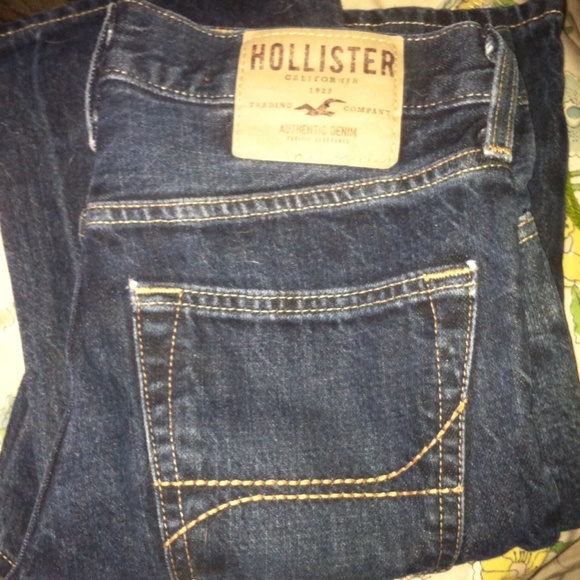 Almost new men's Holister jeans