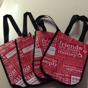 4 Lululemon Reusable Bags