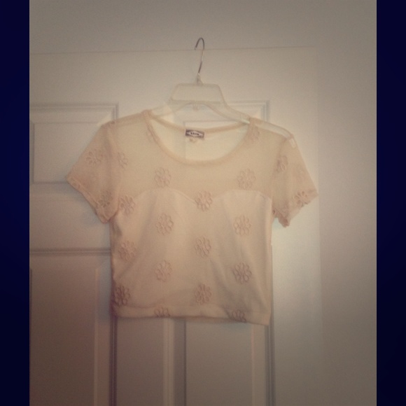 Cream daisy mesh crop top