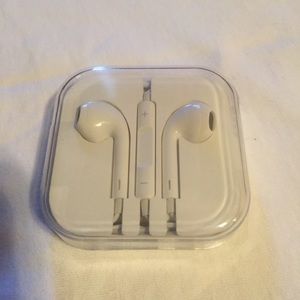 Authentic Apple EarPods
