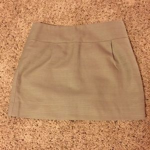Grey J. Crew skirt NWT size 4. Back zip