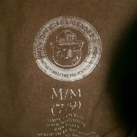 Smokey Wildfire Prevention tee - Picture 3 of 3