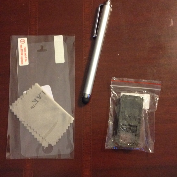 iPhone 5 case w/ stylus, screen cover , and stand - Picture 3 of 3
