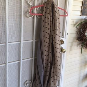 Steve Madden beautiful  scarf!