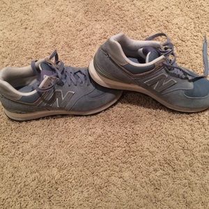 New Balance Tennis Shoes