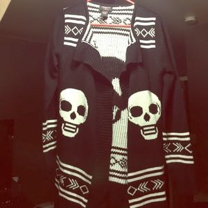 Skull sweater
