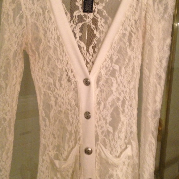 Top - Picture 3 of 4