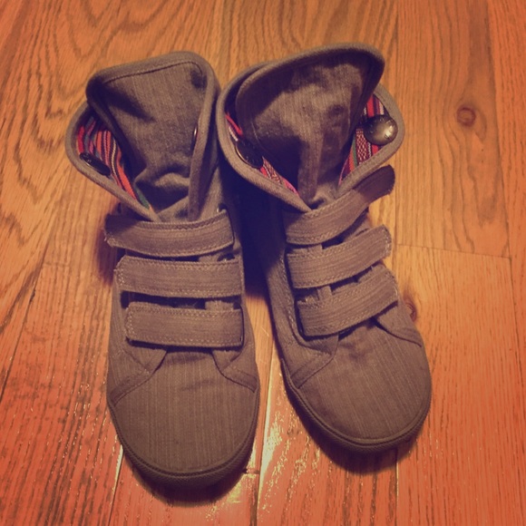 Very cute casual shoes