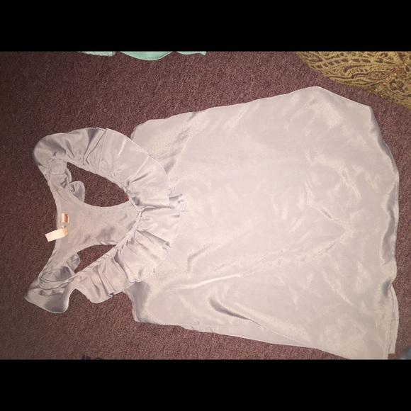 100% polyester grey top