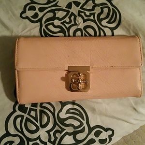 pink Wallet