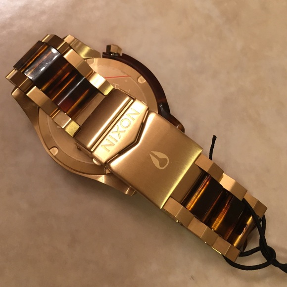 🚫SOLD🚫 💯Authentic Nixon Watch ❌NO TRADES❌ - Picture 3 of 4