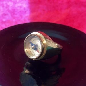 VINTAGE. Compass ring