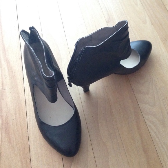 Dresser shoes - Picture 3 of 3