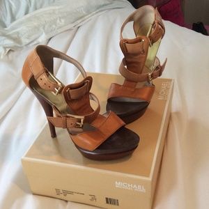 Michael Kors Gansevoort Platform sandal