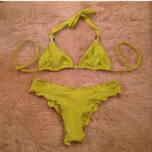 Vitamin A scrunch bottom bikini