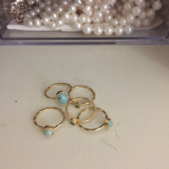 Kevia green emerald 5 ring set