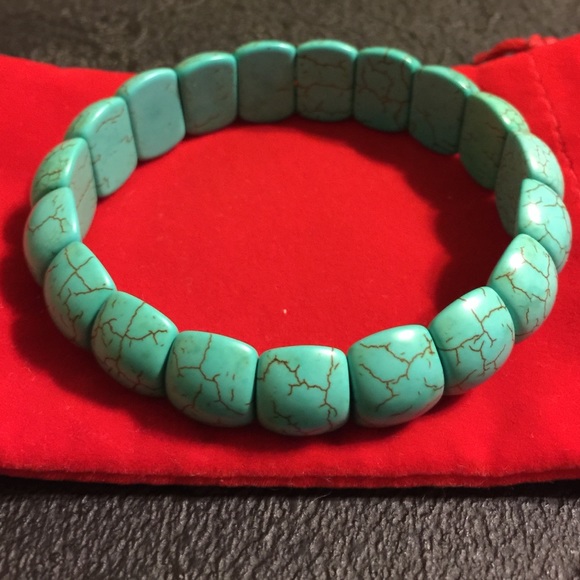 Turquoise gemstone bracelet