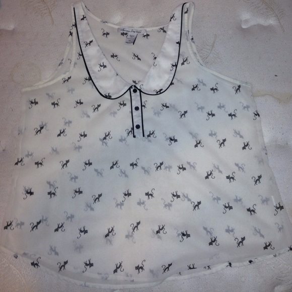 NWOT Cream kitty tank