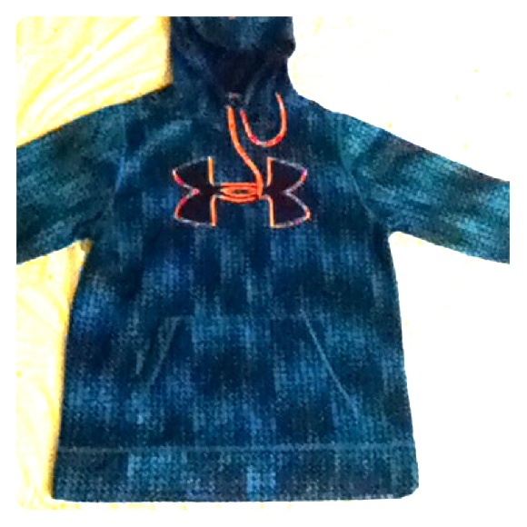 Under Armour Hoodie (men's medium)