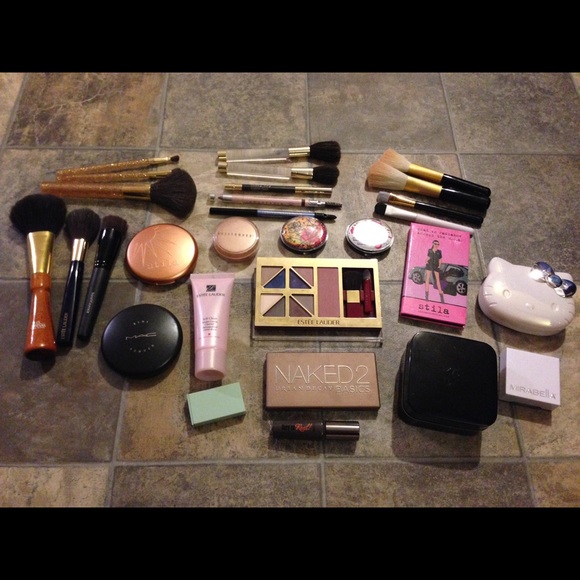 Huge makeup bundle Urban Decay MAC Estée Lauder