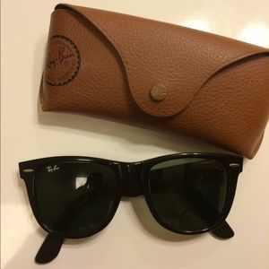 Ray Ban wayfarers