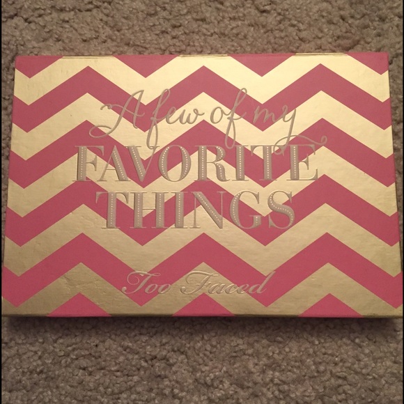 Too Faced 'a few of my favorite things' palette