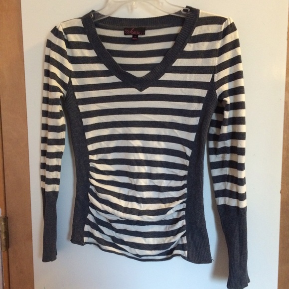 Very comfortable shirt slightly low cut