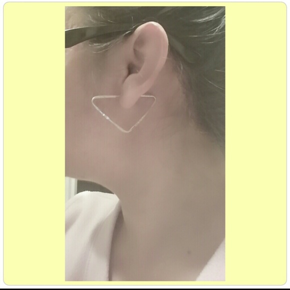 Triangle earrings - Picture 3 of 4