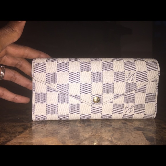 Louis Vuitton Josephine Wallet