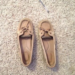 Women's sperrys size 6.5