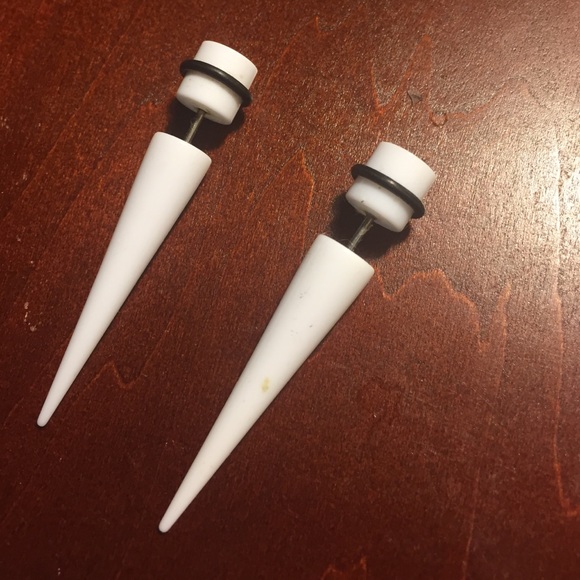 Hot Topic Jewelry - White faux gauges