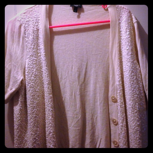 Short sleeve cardigan