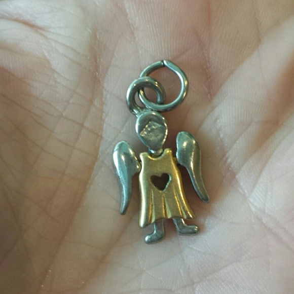 Gold and silver Angel earrings and pendnat - Picture 2 of 2