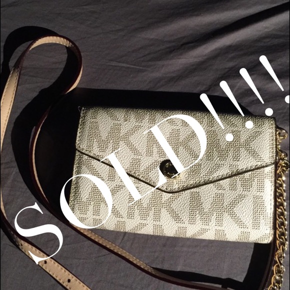 MK envelope cross body