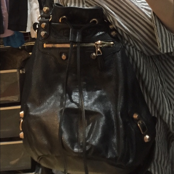 Balenciaga
Arena Giant Rose Gold Pompon