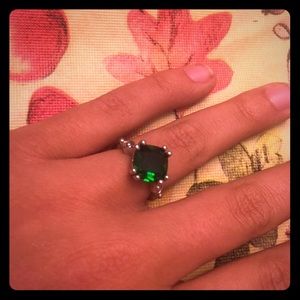 Size 6 emerald style ring