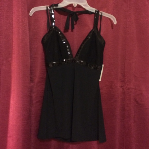 Hot fashion tank.