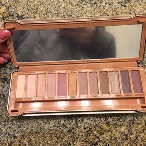 Naked 3 pallet!