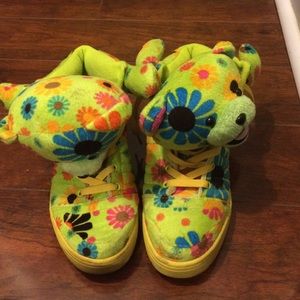 Cute comfy and very DIFFERENT