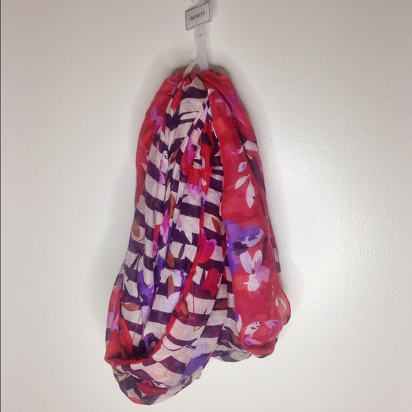 Infinity scarf - Picture 2 of 2