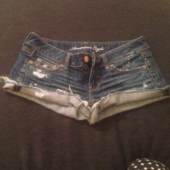 America Eagle distressed shorts - Picture 3 of 3