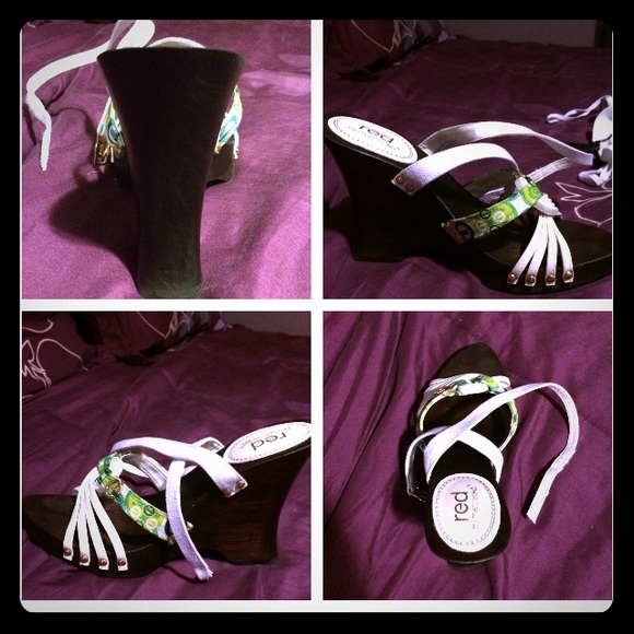 heels with ankle strap