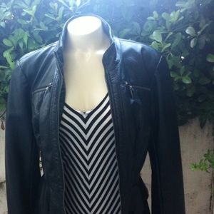 Rad leather jacket with a ruched back 🎲